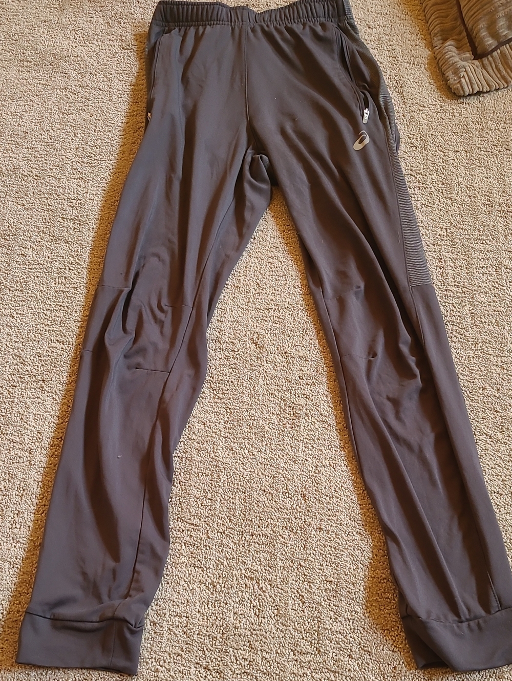 Asics Men's Gray Athletic Jogger Pants
